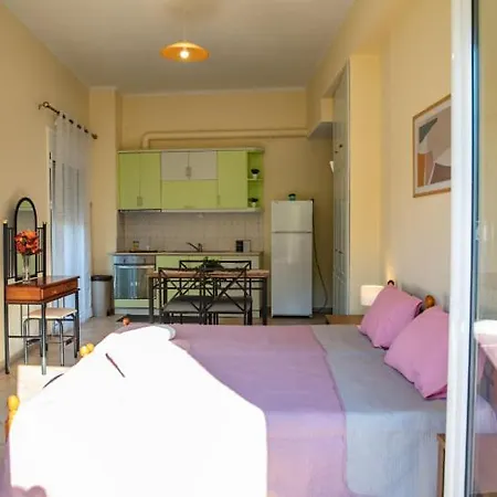 Near Olympia Lägenhetshotell Katakolo