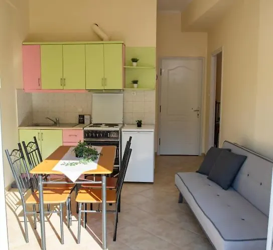 Lägenhetshotell Near Olympia 3*