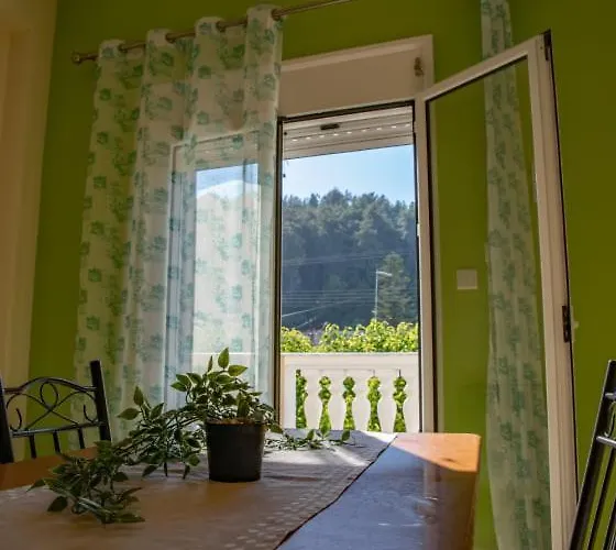 Near Olympia Κατάκολο