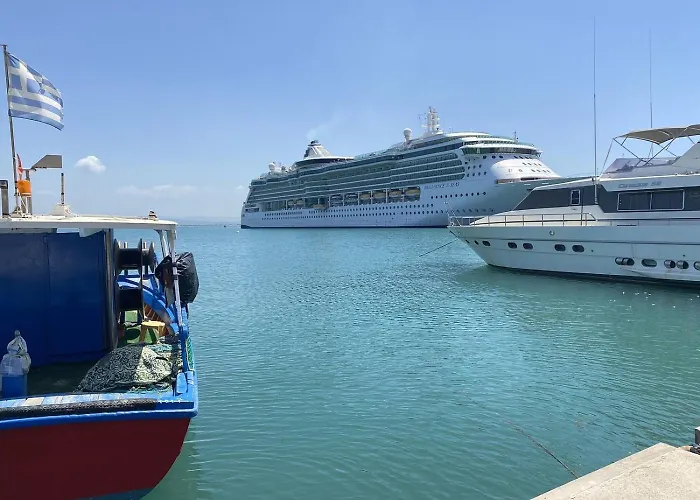 Near Olympia 3* Κατάκολο